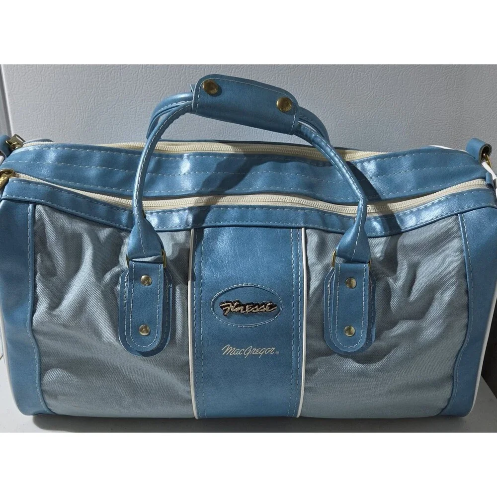 Gym  Bag 1975 Blue Vinyl Vintage 1970s Finesse